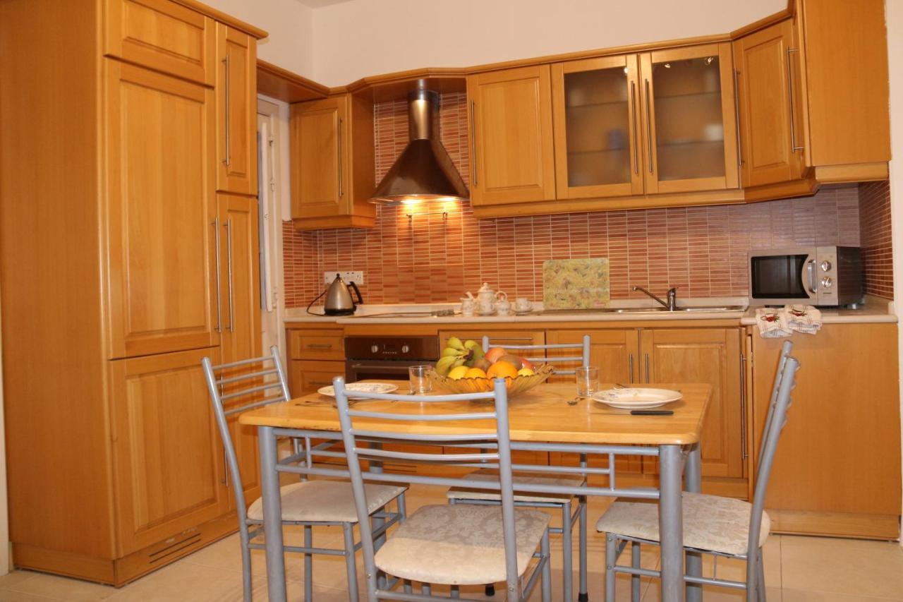 Diana House Apartment Sliema Exteriör bild